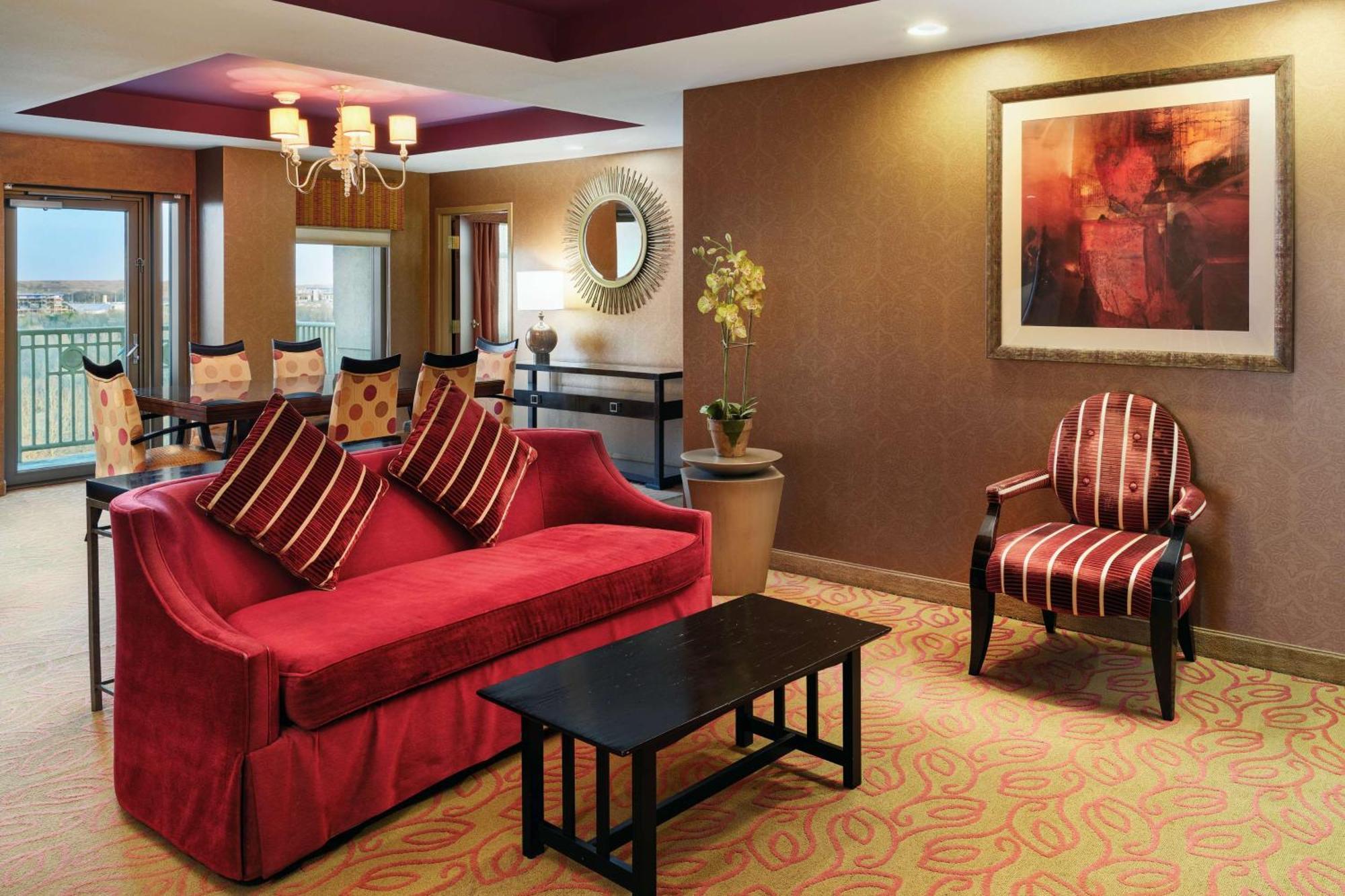 Embassy Suites By Hilton Charlotte Concord Golf Resort & Spa Exterior photo